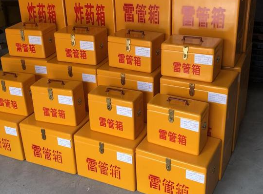 福贡玻璃钢雷管箱的使用寿命一般是多少？