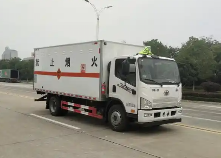 福贡爆破器材运输车可以上高速吗？