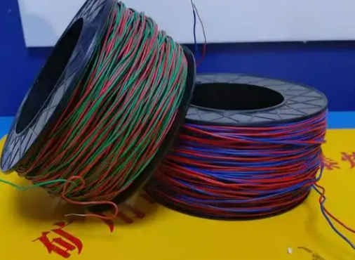福贡放炮线的主要材质有哪些？不同材质的适用场景有何区别？